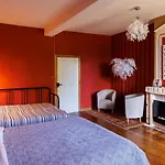 Domaine De Seugnac Bed and Breakfast Pons