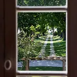 Domaine De Seugnac Bed and Breakfast Pons