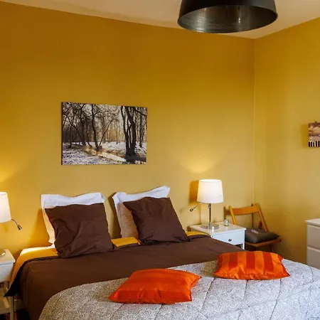 Domaine De Seugnac Bed & Breakfast