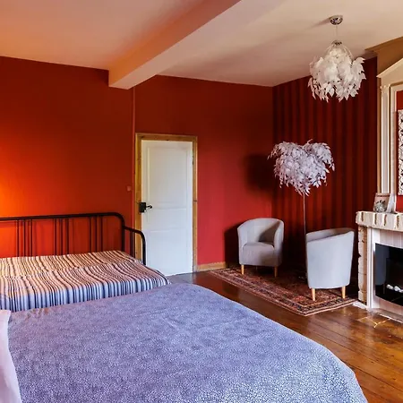Domaine De Seugnac Bed & Breakfast Pons