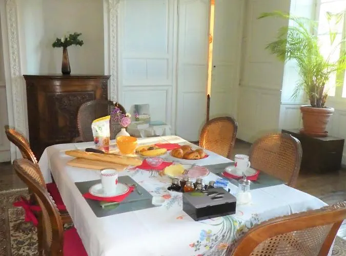 Domaine De Seugnac Bed & Breakfast 4*
