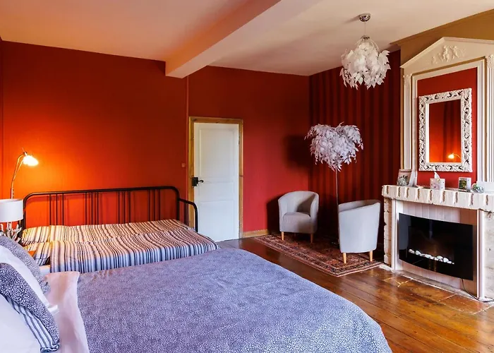 Domaine De Seugnac Bed & Breakfast Pons