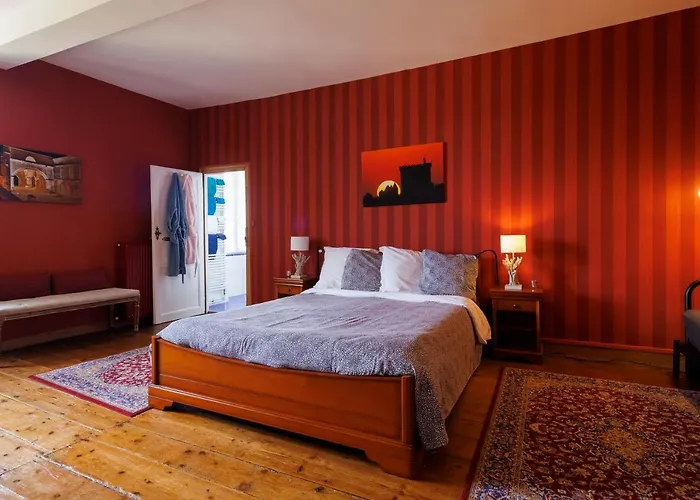 Bed & Breakfast Domaine De Seugnac 4*